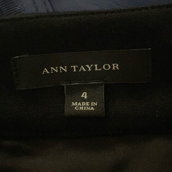 COPY - Ann Taylor faux leather diamond skirt - Picture 5 of 7